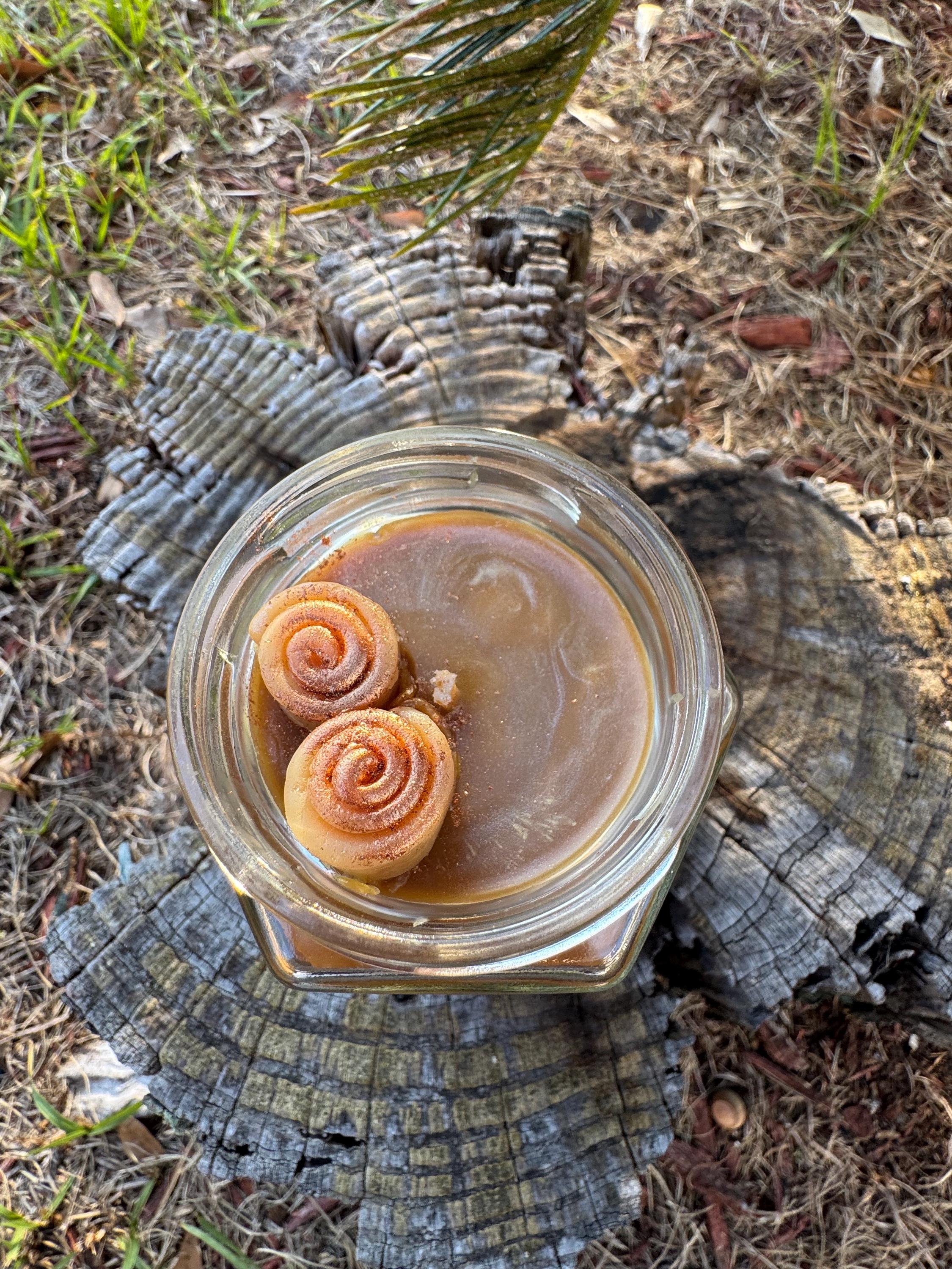 Cinnabuns Candle